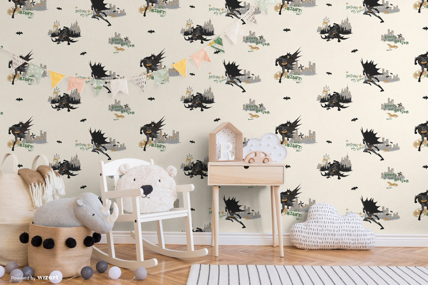 KIDS | Batman figured and light colored wallpaper